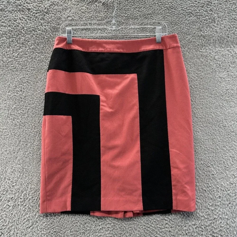 Nine West‎ Skirt Women's 8 Coral & Black Lined Back Slit Tube Skirt Women's 8